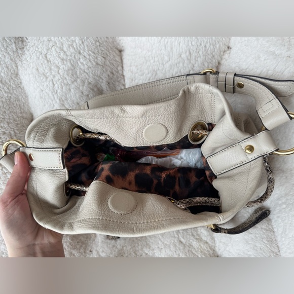 B. MAKOWSKY LEATHER BAG, METALLIC ANIMAL PRINT LEATHER TRIM, OUTSIDE POCKETS VGC - Picture 4 of 16